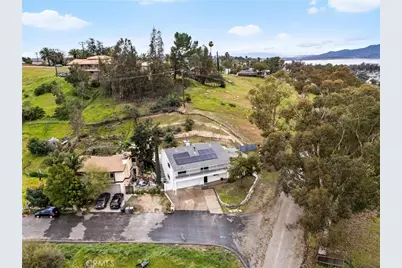 16550 Arnold Avenue, Lake Elsinore, CA 92530 - Photo 44