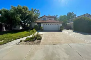 25455 Knollwood Dr, Murrieta, CA 92563 - Photo 2