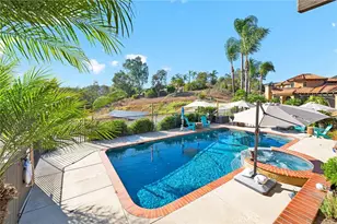 24922 Terreno Dr, Temecula, CA 92590 - Photo 4