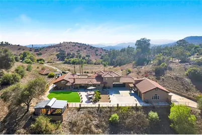 24922 Terreno Drive, Temecula, CA 92590 - Photo 2