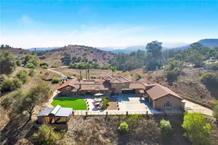 24922 Terreno Dr, Temecula, CA 92590 - Photo 2