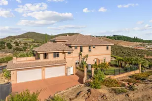 37654 Calle De Lobo, Murrieta, CA 92562 - Photo 6