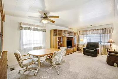 575 Lyon, Hemet, CA 92543 - Photo 4