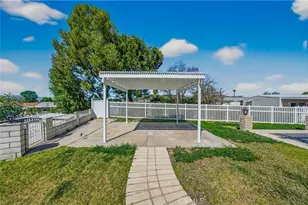 38215 Via Tafffia, Murrieta, CA 92563 - Photo 8
