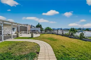 38215 Via Tafffia, Murrieta, CA 92563 - Photo 10
