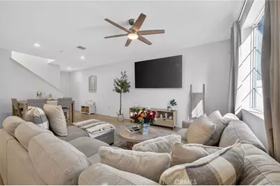 32645 Manhattan, Winchester, CA 92596 - Photo 12