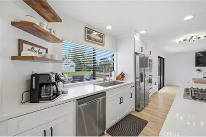 30945 Sawgrass Court, Temecula, CA 92592 - Photo 8