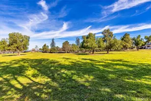 23100 Rolling Meadows Dr, Perris, CA 92570 - Photo 4