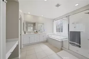 45725 Middle Gate Ct, Temecula, CA 92592 - Photo 14