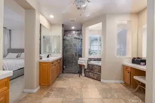 63 Volta Del Tintori, Lake Elsinore, CA 92532 - Photo 18