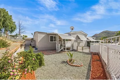 26011 Kentia Palm Dr, Homeland, CA 92548 - Photo 34