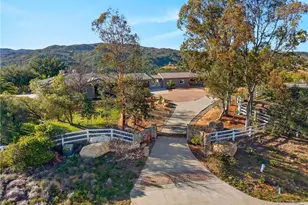 37527 La Encina Cir, Murrieta, CA 92562 - Photo 2