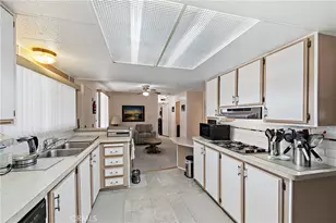 5001 W Florida Ave, Hemet, CA 92545 - Photo 12