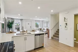 15525 April Dawn Wy, Fontana, CA 92336 - Photo 10