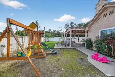 22951 Joaquin Ridge Drive, Murrieta, CA 92562 - Photo 8