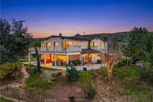 33620 Oak Dr, Hemet, CA 92544 - Photo 2