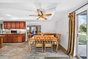 33620 Oak Dr, Hemet, CA 92544 - Photo 14