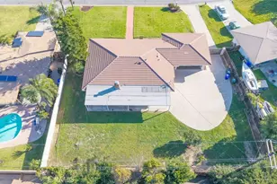 5651 Magnolia Ave, Rialto, CA 92377 - Photo 36