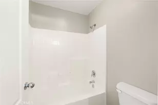 23490 Karen Pl, Murrieta, CA 92562 - Photo 36