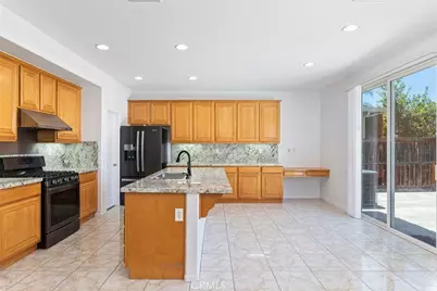 34619 Chinaberry, Winchester, CA 92596 - Photo 16