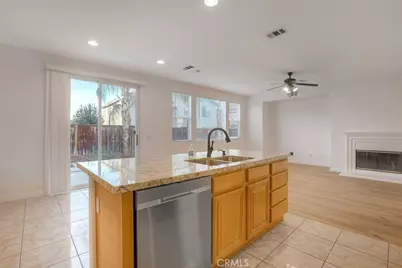 34619 Chinaberry, Winchester, CA 92596 - Photo 14