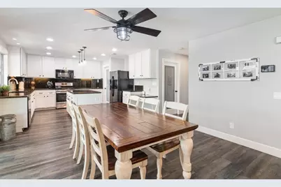 32848 Freesia, Temecula, CA 92592 - Photo 8