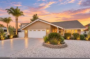 30249 Point Marina Dr, Canyon Lake, CA 92587 - Photo 2