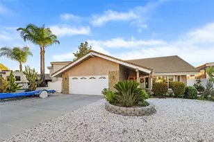 30249 Point Marina Dr, Canyon Lake, CA 92587 - Photo 2