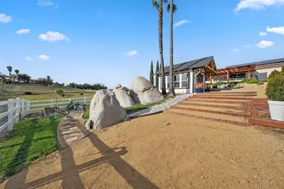 38125 Camino Sierra, Temecula, CA 92592 - Photo 36