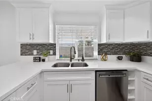 831 W Cerritos, Rialto, CA 92376 - Photo 18