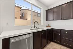 29562 Winterstorm Ct, Winchester, CA 92596 - Photo 8