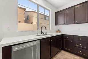 29562 Winterstorm Ct, Winchester, CA 92596 - Photo 8