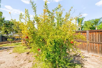 1721 Caseros, San Jacinto, CA 92582 - Photo 18