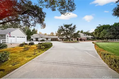 40833 Calle Bandido, Murrieta, CA 92562 - Photo 8