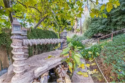 16280 Whispering Spur Street, Riverside, CA 92504 - Photo 12