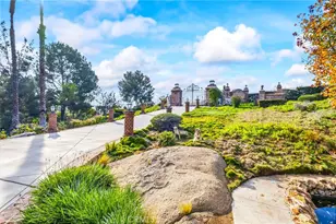 16280 Whispering Spur St, Riverside, CA 92504 - Photo 8