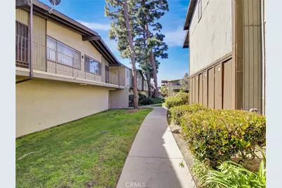 806 Coriander #C, Torrance, CA 90502 - Photo 10