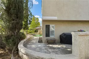 38574 Lochinvar Ct, Murrieta, CA 92562 - Photo 32