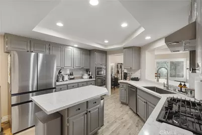 38574 Lochinvar Court, Murrieta, CA 92562 - Photo 8