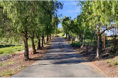 38595 Carolbee Lane, Temecula, CA 92592 - Photo 6