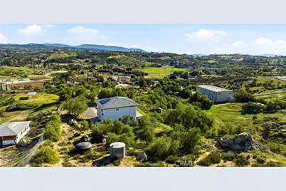 38595 Carolbee Lane, Temecula, CA 92592 - Photo 48