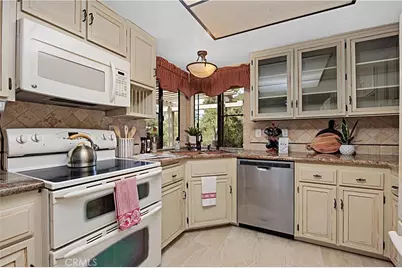 12736 Camino De La Breccia #8, San Diego, CA 92128 - Photo 8