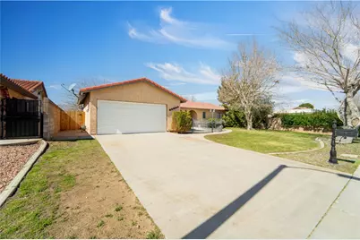 42865 Normandy, Lancaster, CA 93536 - Photo 2