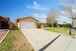 42865 Normandy, Lancaster, CA 93536 - Photo 2