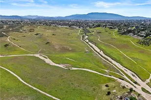 31235 Calle Felicidad, Temecula, CA 92591 - Photo 72