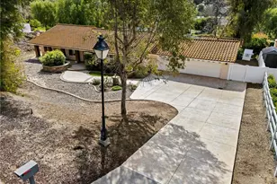 31235 Calle Felicidad, Temecula, CA 92591 - Photo 2