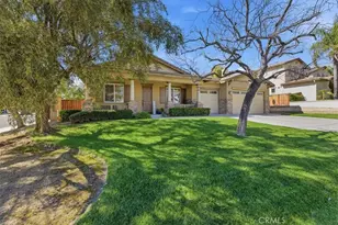 36849 Wax Myrtle, Murrieta, CA 92562 - Photo 2