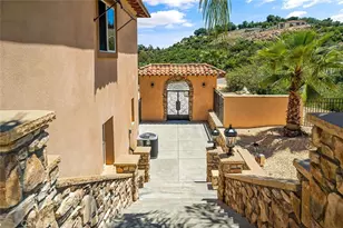 36505 Calle De Lobo, Murrieta, CA 92562 - Photo 48