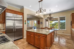 36505 Calle De Lobo, Murrieta, CA 92562 - Photo 16