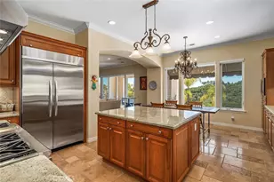 36505 Calle De Lobo, Murrieta, CA 92562 - Photo 16
